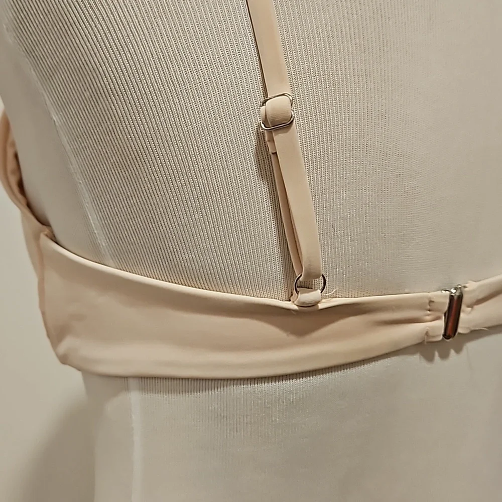 ZAFUL blush pale pink plunge padded push-up bikini top Medium size 6 EUC